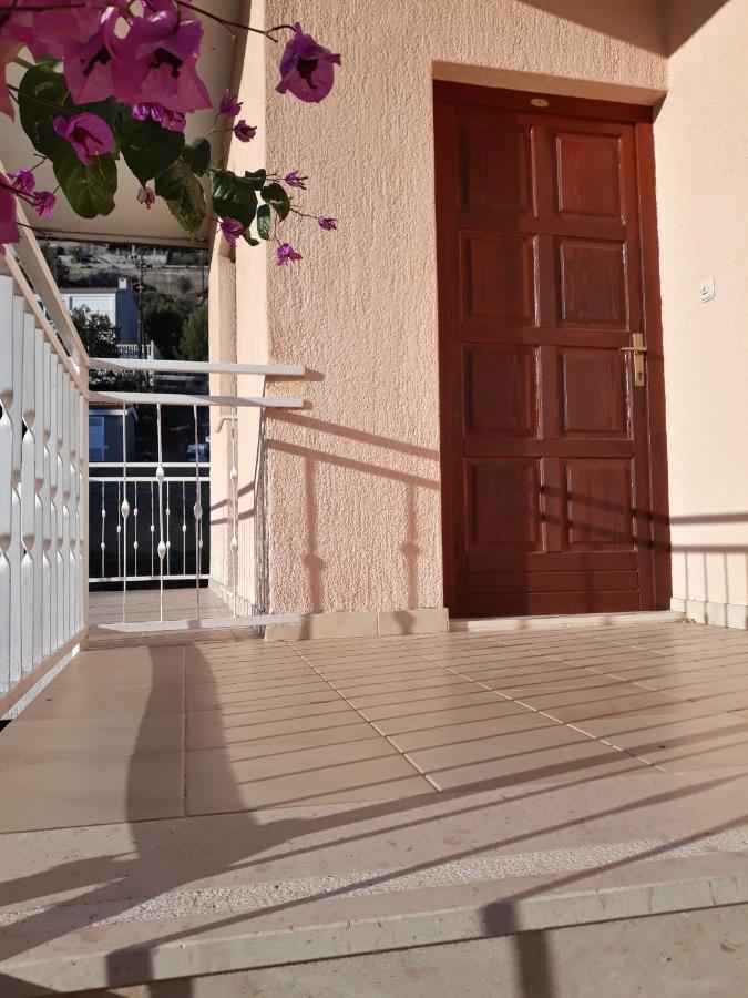 Villa Calypso Trogir Bagian luar foto